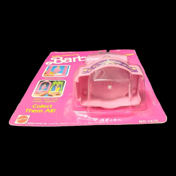 Vintage Miniature Barbie Collectibles "Superstar Barbie 1989" - Picture 5 of 11